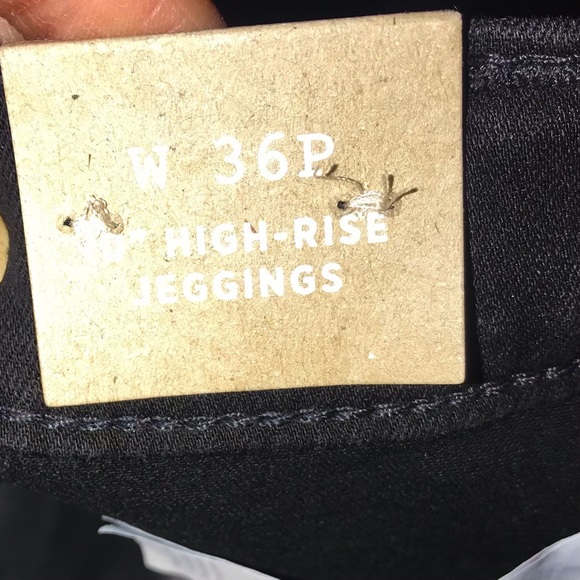 Madewell 10” High Rise Skinny Cropped Jegging - Picture 6 of 9